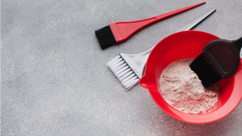 aplicación de keratina en las palmas