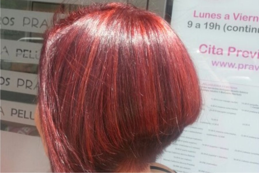 Mechas superiores y laterales en peluquería de Las Palmas